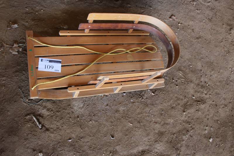 LL Bean Wood Sled | Watertown Farm Moving Sale | K-BID