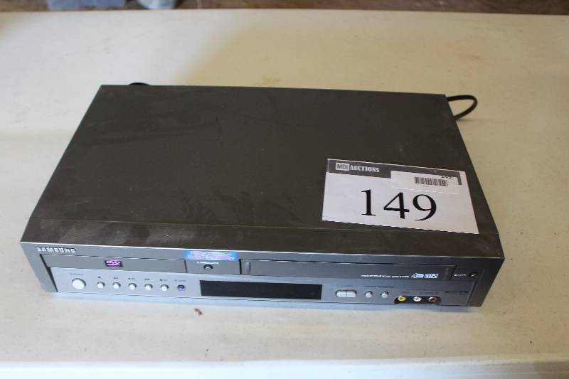 Samsung DVDVHS Dual Deck