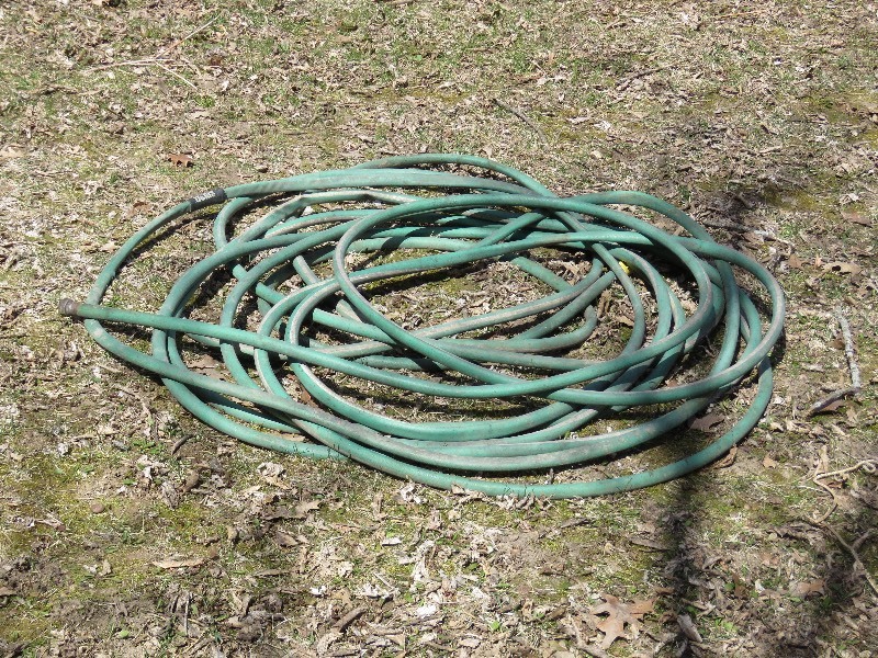 lot 5 image: Yard Tools