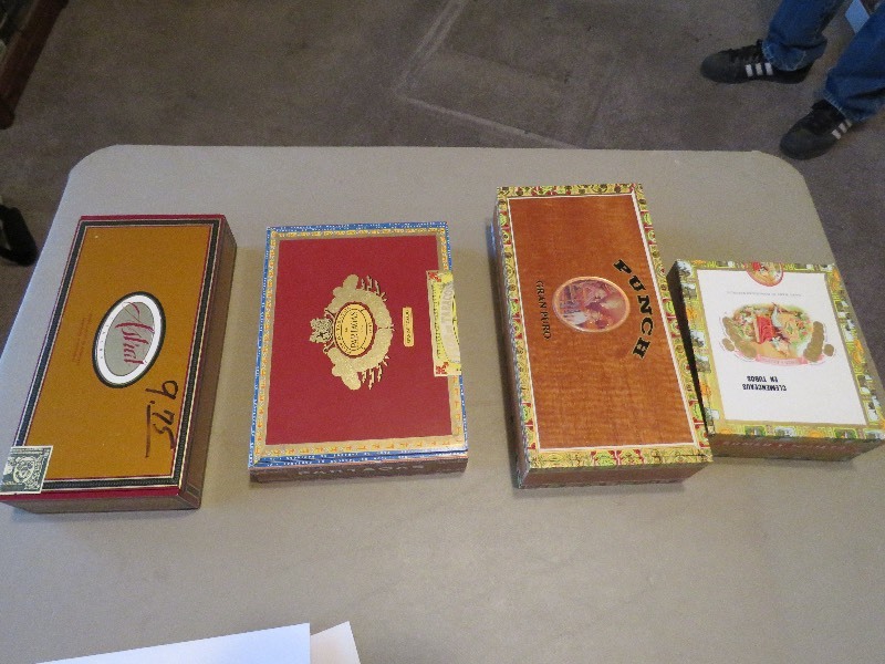 lot 120 image: Vintage Cigar Boxes