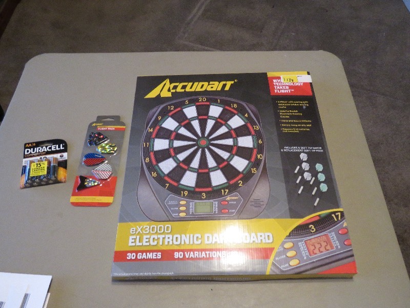 lot 139 image: Dartboard