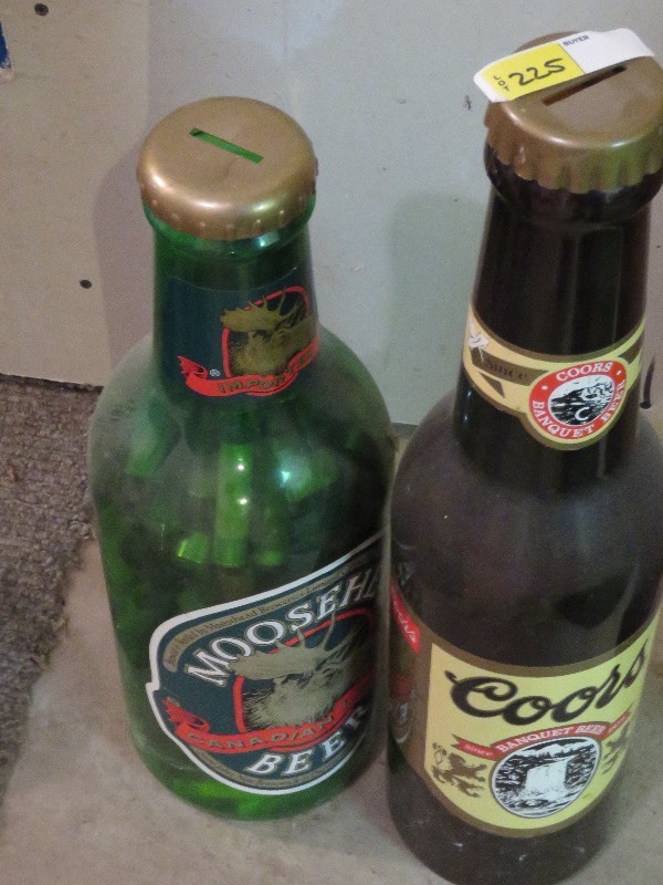 lot 225 image: Plastic Beer Banks