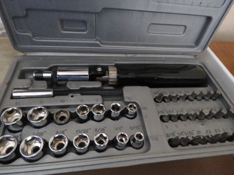 lot 209 image: tool lot