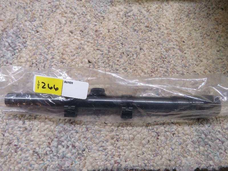 lot 266 image: Gun scope