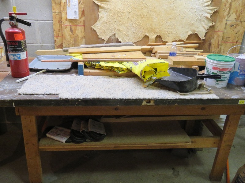 lot 279 image: workbench with contents