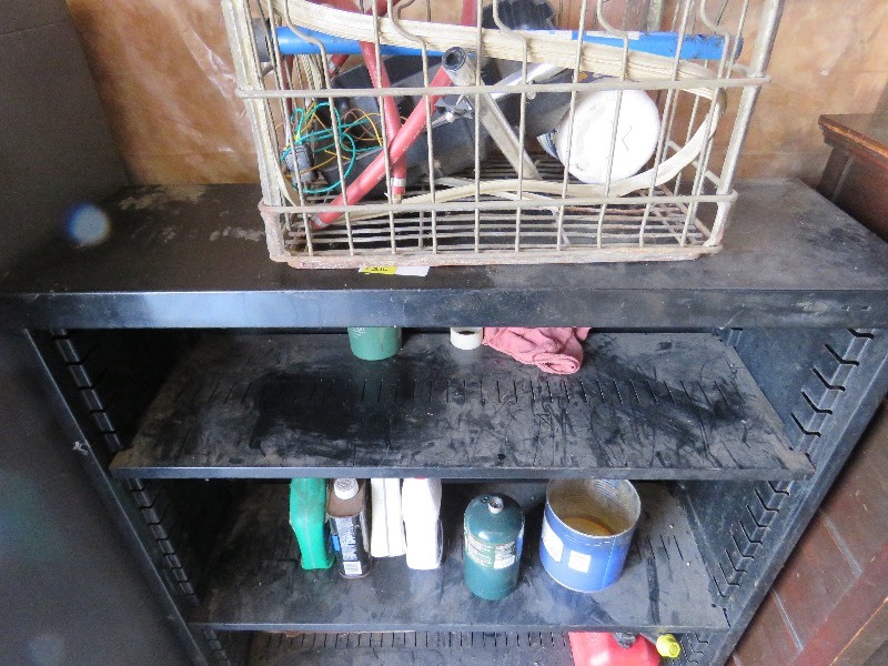 lot 316 image: Metal shelf