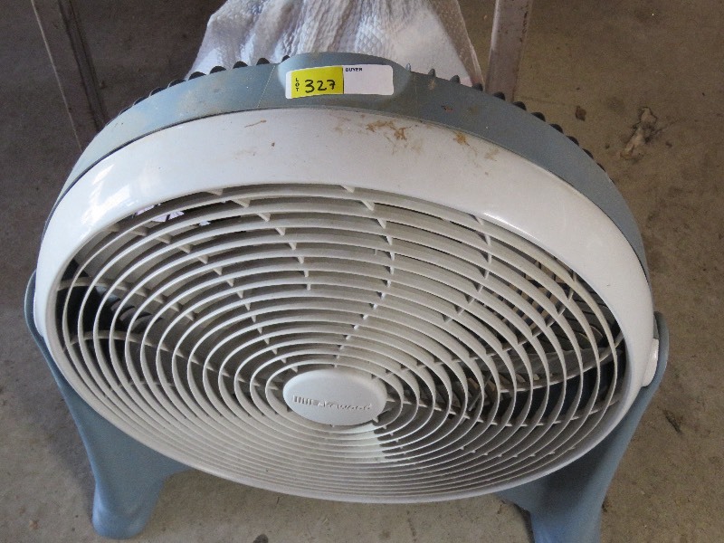 lot 327 image: fan