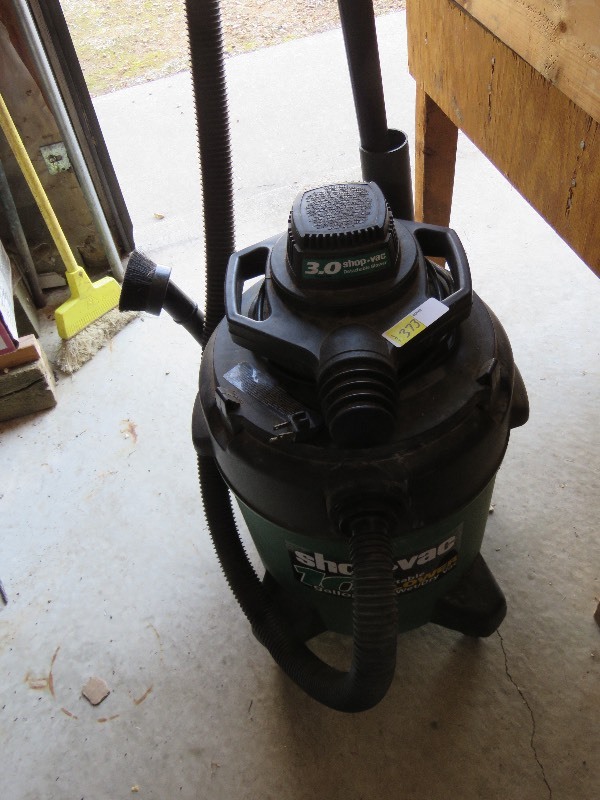 lot 373 image: Shop Vac