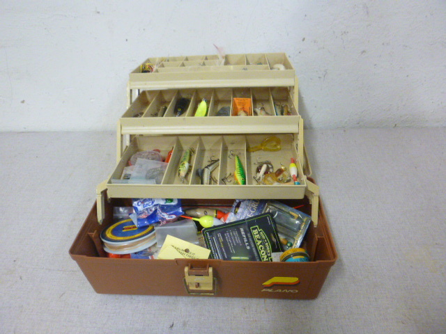 lot 29 image: Tackle Box