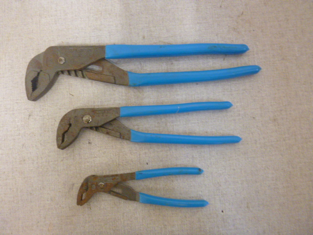 lot 38 image: 3 Channel Locks