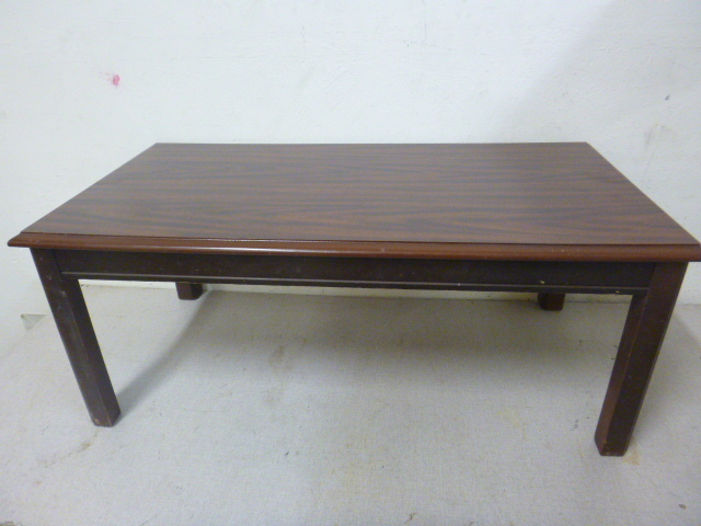 lot 44 image: Coffee Table