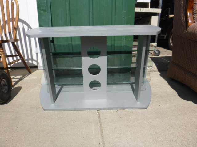 lot 71 image: TV Stand