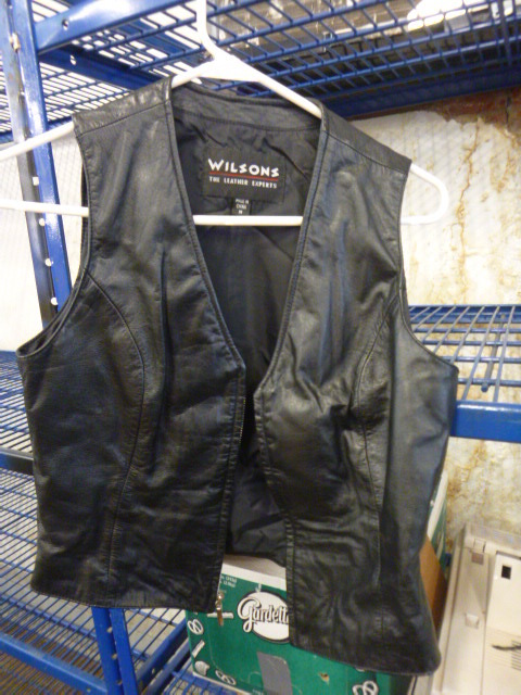 lot 118 image: Wilsons Leather Vest