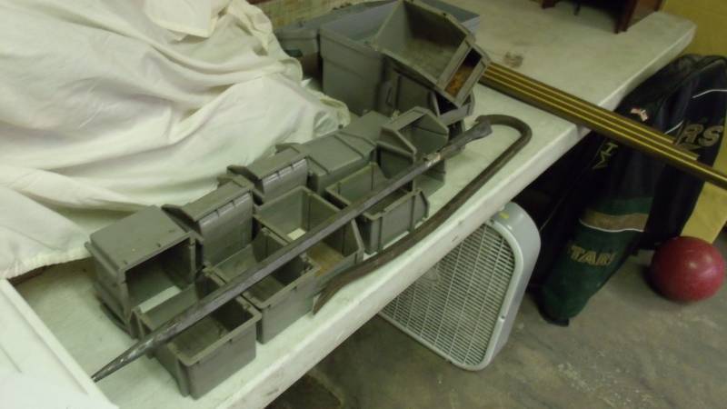 Tool organizer, pry bar, tackle box