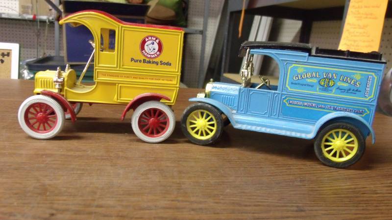 2 unboxed ERTL Cars