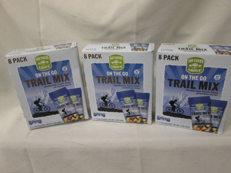 Lot of 3 boxes Southern Grove On Th...