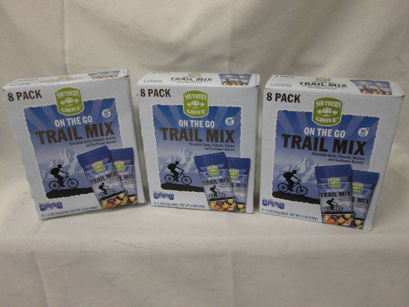 Lot of 3 boxes Southern Grove On Th...