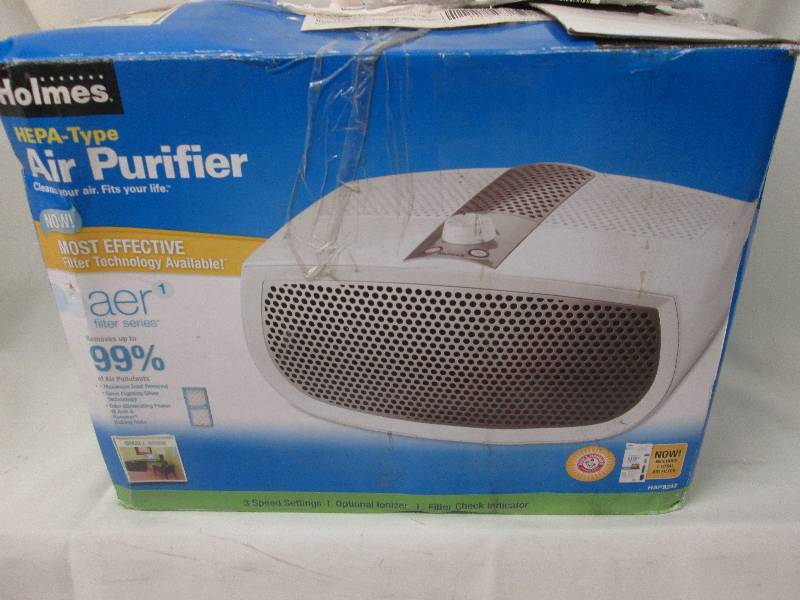 Holmes HEPA-type Air purifier...