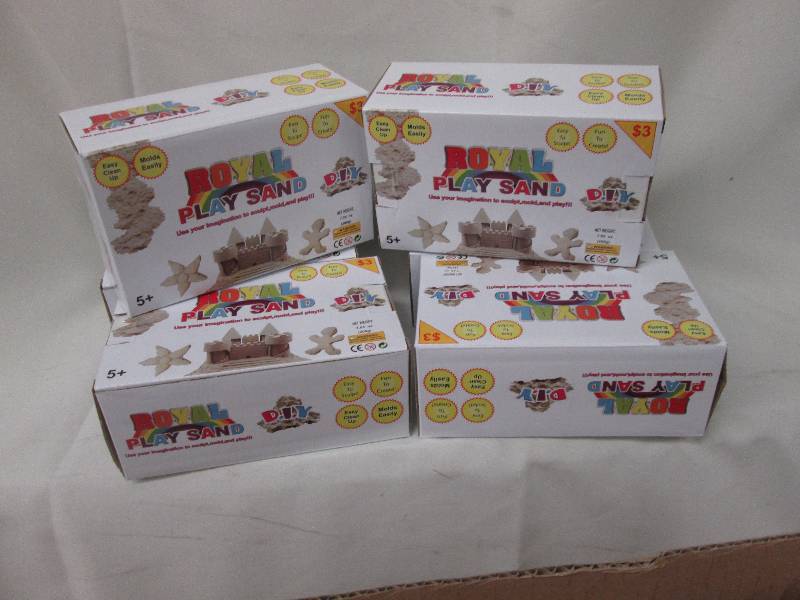 Lot of 5 Royal Play Sand - moldable...