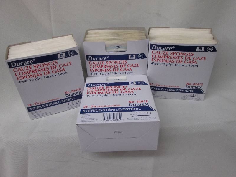 Lot of 4  Ducare Gauze 4x4 Spong...