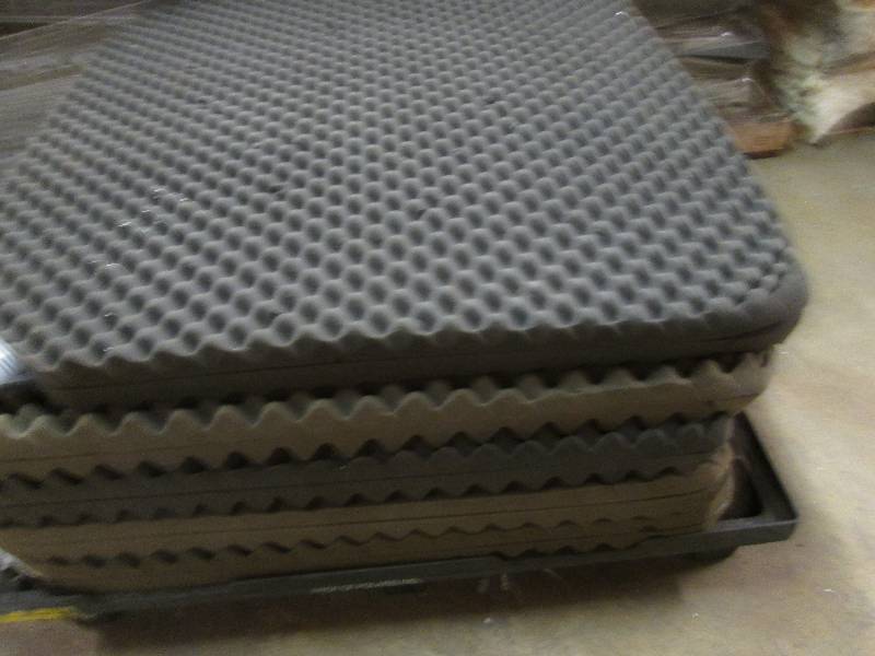 Lot of 5 Eggcrate foam packing 44x...