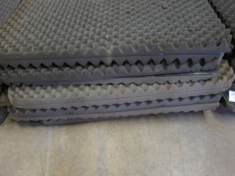 Lot of 5 pr Eggcrate foam packing 4...