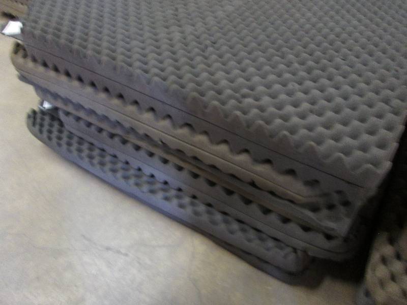 Lot of 5 pr Eggcrate foam packing 4...
