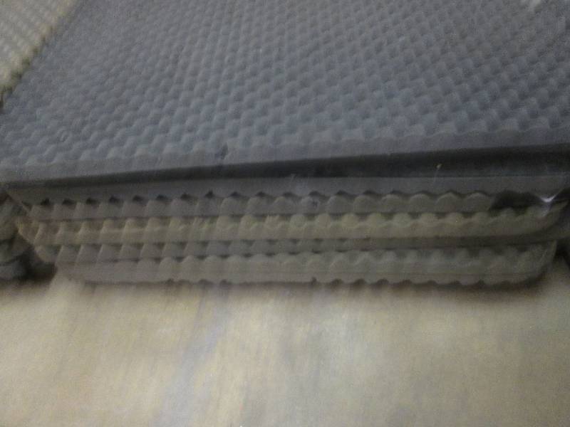 Lot of 5 pr Eggcrate foam packing 4...