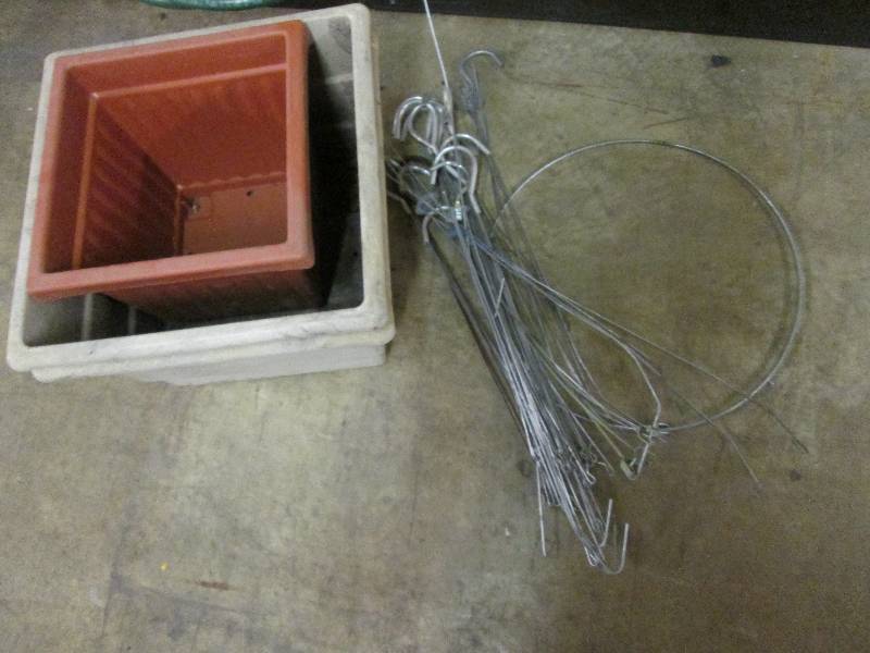 Lot of wire hangers and 2 square pl...