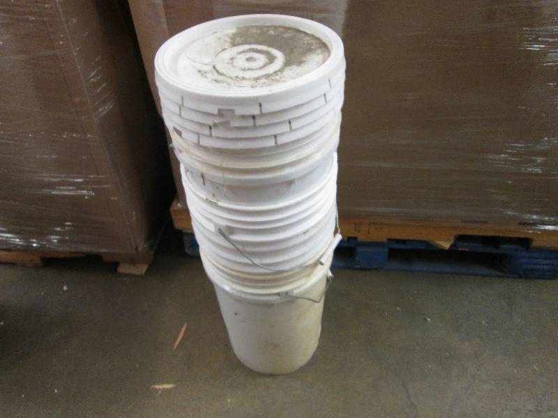 4 each 6 gal plastic buckets with l...