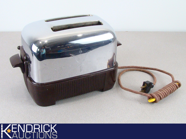 Working Vintage 1940s General Electric Art Deco Style Toaster
