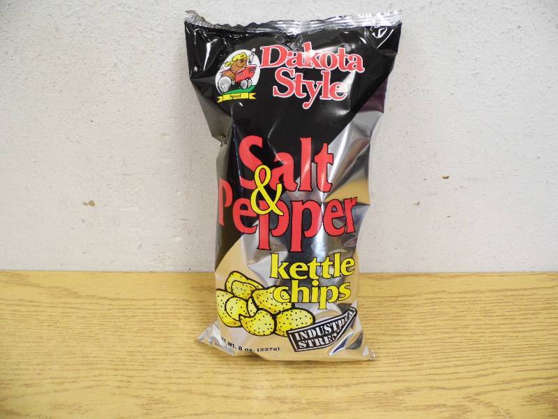 6 Bags - Dakota Style Kettle Chips - Salt & Pepper
