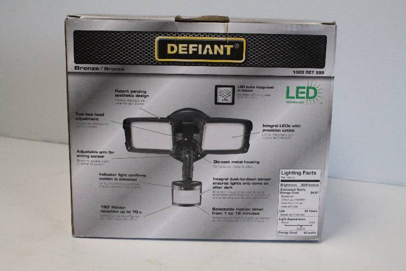 lot 24 image: Flood Light