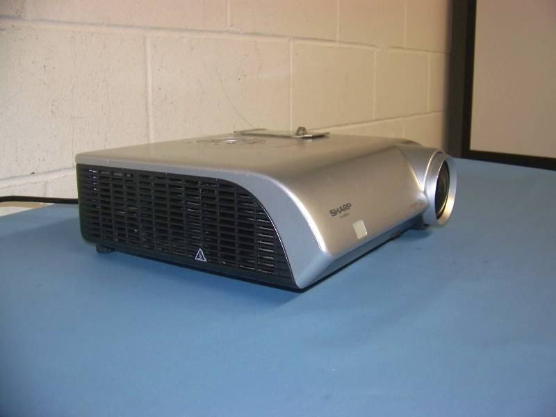 lot 17 image: Sharp, PG-MB60X, DLP Projector