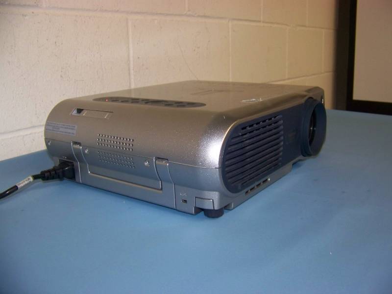 lot 21 image: Toshiba, TLP-X10U LCD Projector
