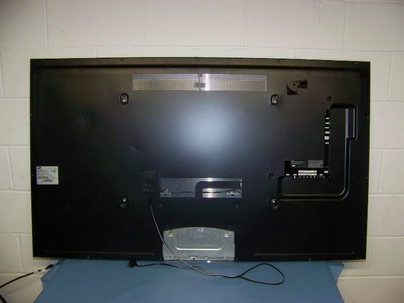 lot 1 image: 60, Samsung, LED, 1080p, HDTV with Remote Control