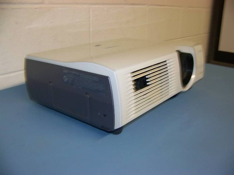 lot 23 image: Sony, VPL-PX35, SuperBright, LCD Projector