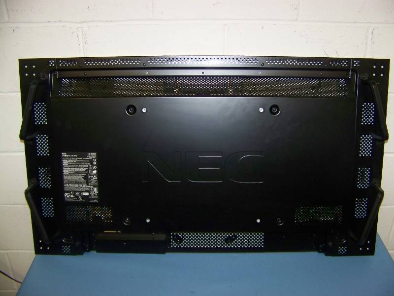 lot 4 image: 46 NEC, MultiSync, Flat Screen Monitor  Display with Video Wall Capabilities and HDMI Input