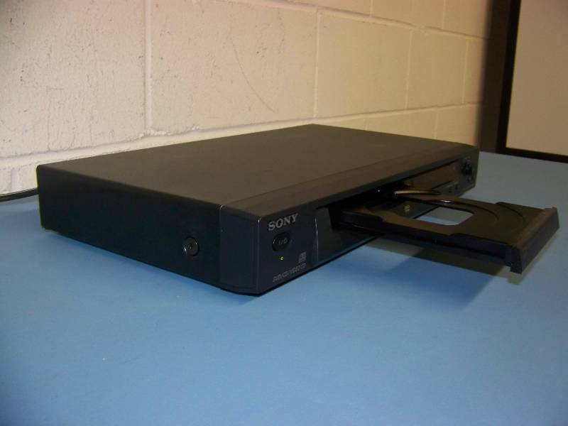 lot 44 image: Sony, DVD  CD Player