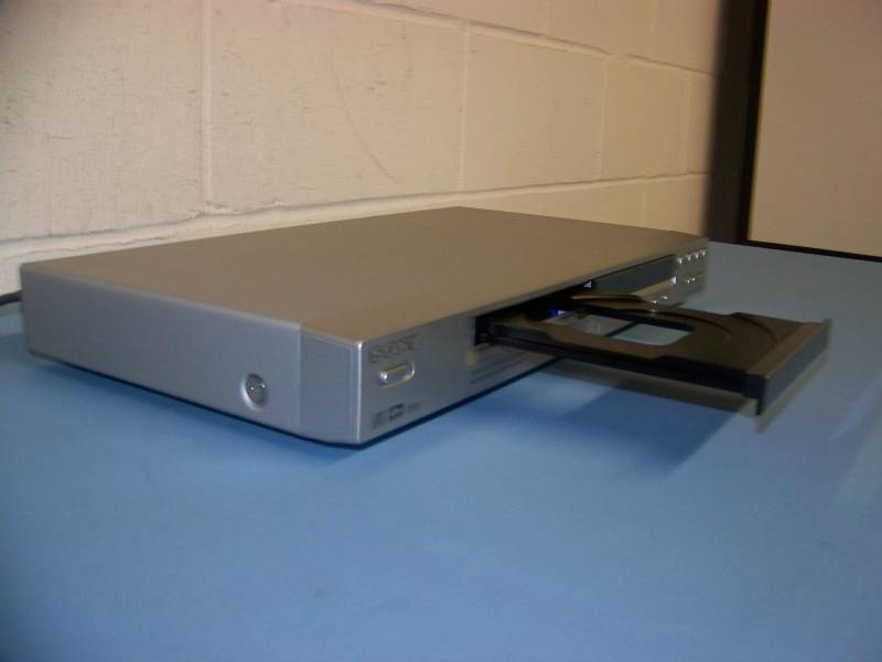 lot 49 image: Sony, DVD  CD Player