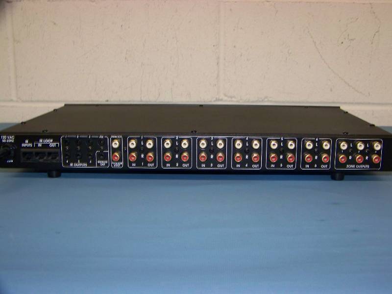 2 Elan Series Pre Amp Controller Z630/631 Series 1   3 Zone