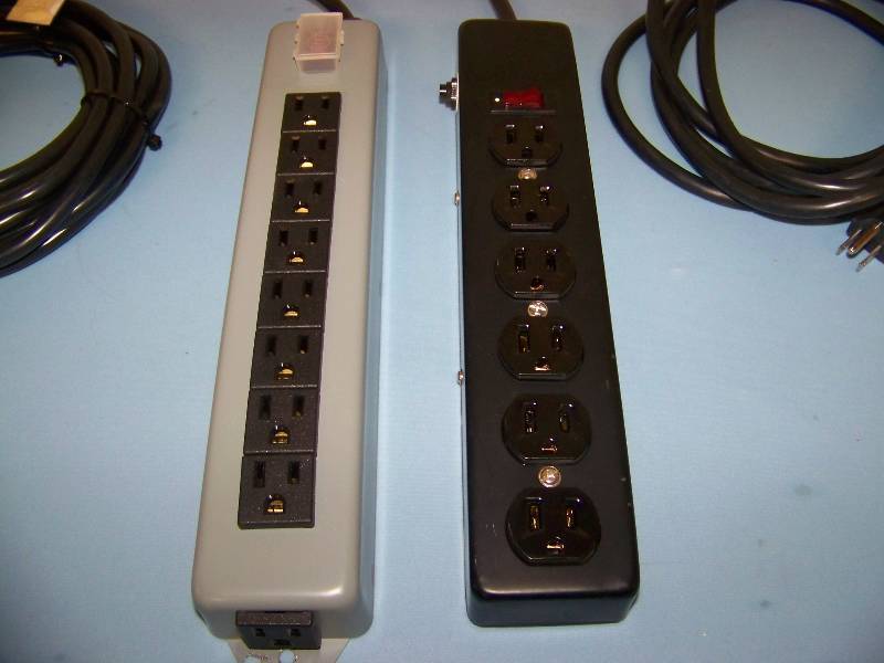 lot 64 image: (2) Power  Outlet Strips