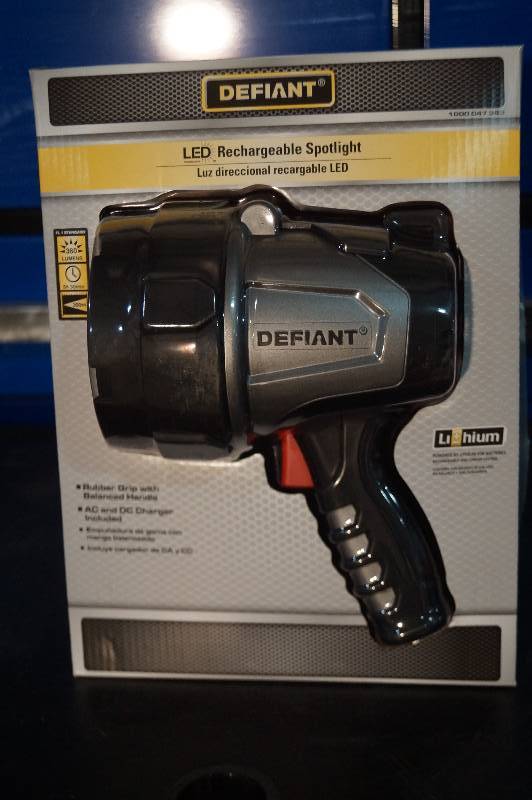 lot 19 image: LED Spotlight