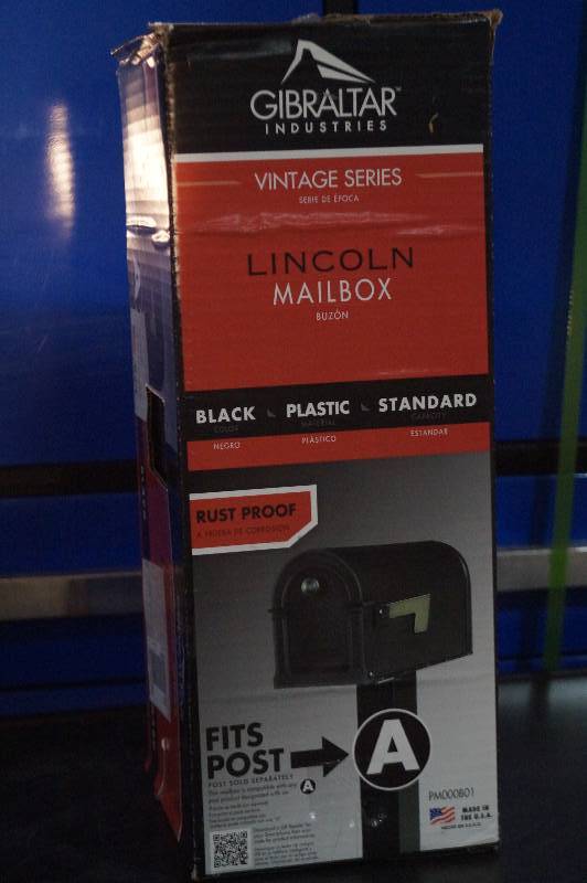 lot 23 image: Gibraltar Mailbox