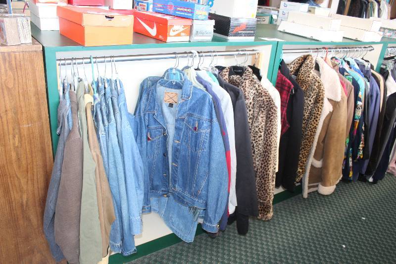 Lot of (2) Clothing Racks