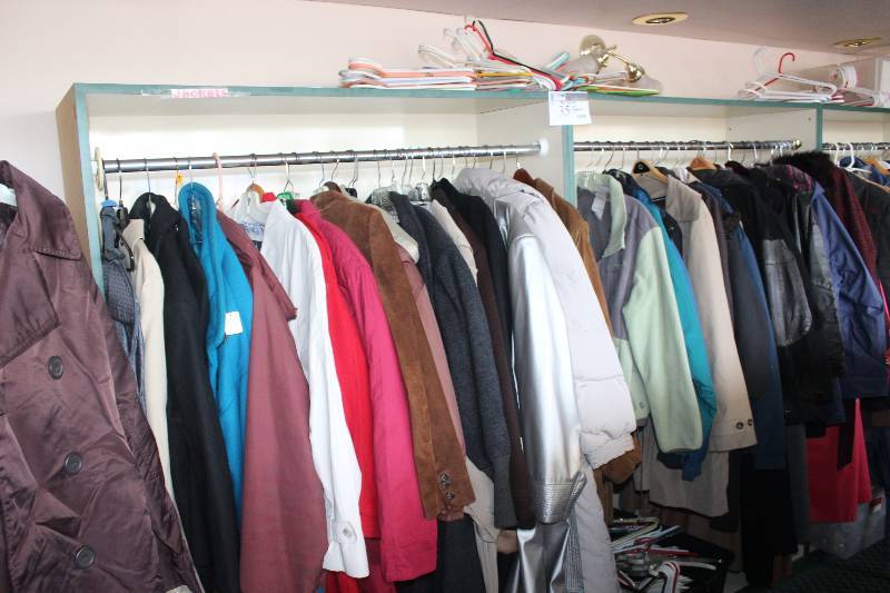 Lot of (2) Clothing Racks