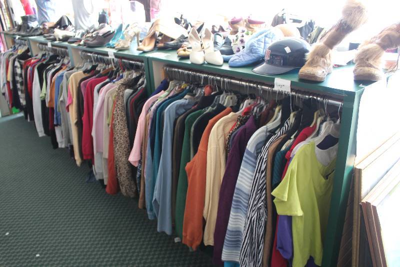 Lot of (2) Clothing Racks