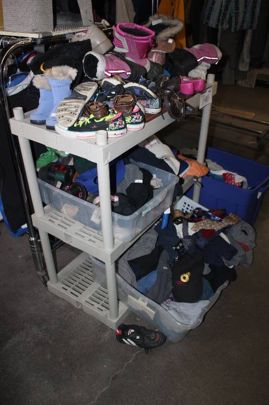 3-Shelf Plastic Racks