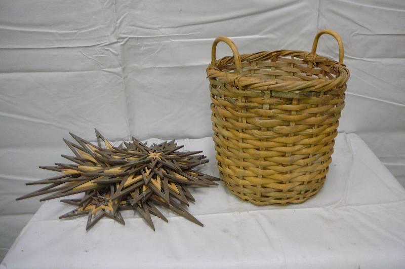 Home Dcor Stars Wooden-Wicker Basket