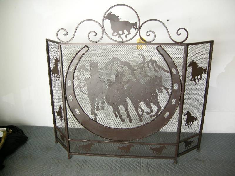 lot 12 image: Metal Horse Fireplace Screen